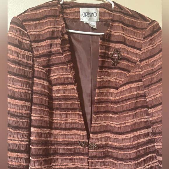 Blazer - Picture 3 of 4